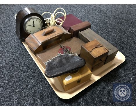 A tray of oak electric mantel clock, cigarette box, cased dominoes, treen box of Fenton, purse etc.