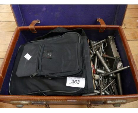 A small case of various jewellery makers equipment to include various vices and other small tools.
