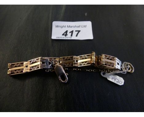A 9ct gold gate link bracelet, weight 21.5g