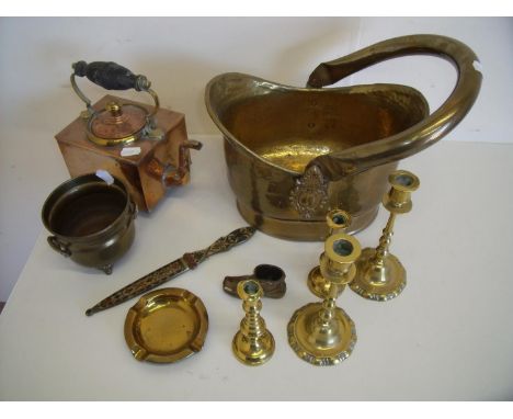 Small brass coal helmet and various brass candlesticks, rectangular copper kettle, Cloisonné ware paperknife etc. 