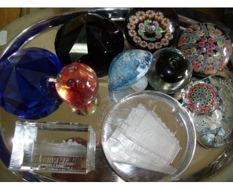 Large selection of glass, Mille Fleur and other paperweights including one marked Baccarat and one Caithness 