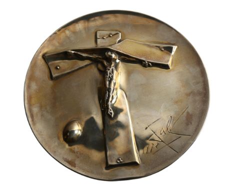 Salvador Dali, a sterling silver plate, depicting the "Easter Christ" , inscribed on reverse, 1972 edition nr 4460 by the Lin