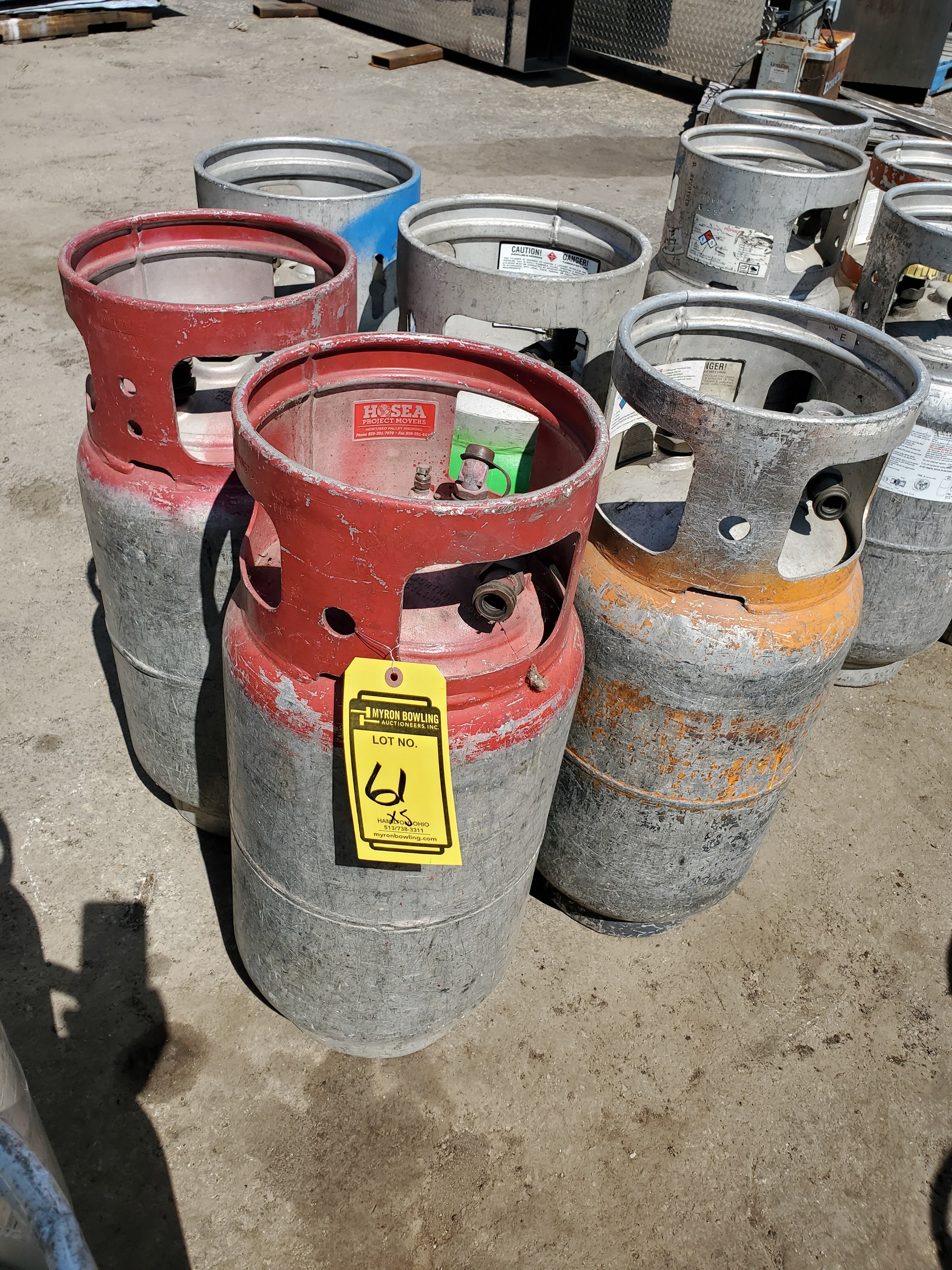 { Option of lots 61, 62, 63, 64 } (5) 33 FORKLIFT PROPANE TANKS