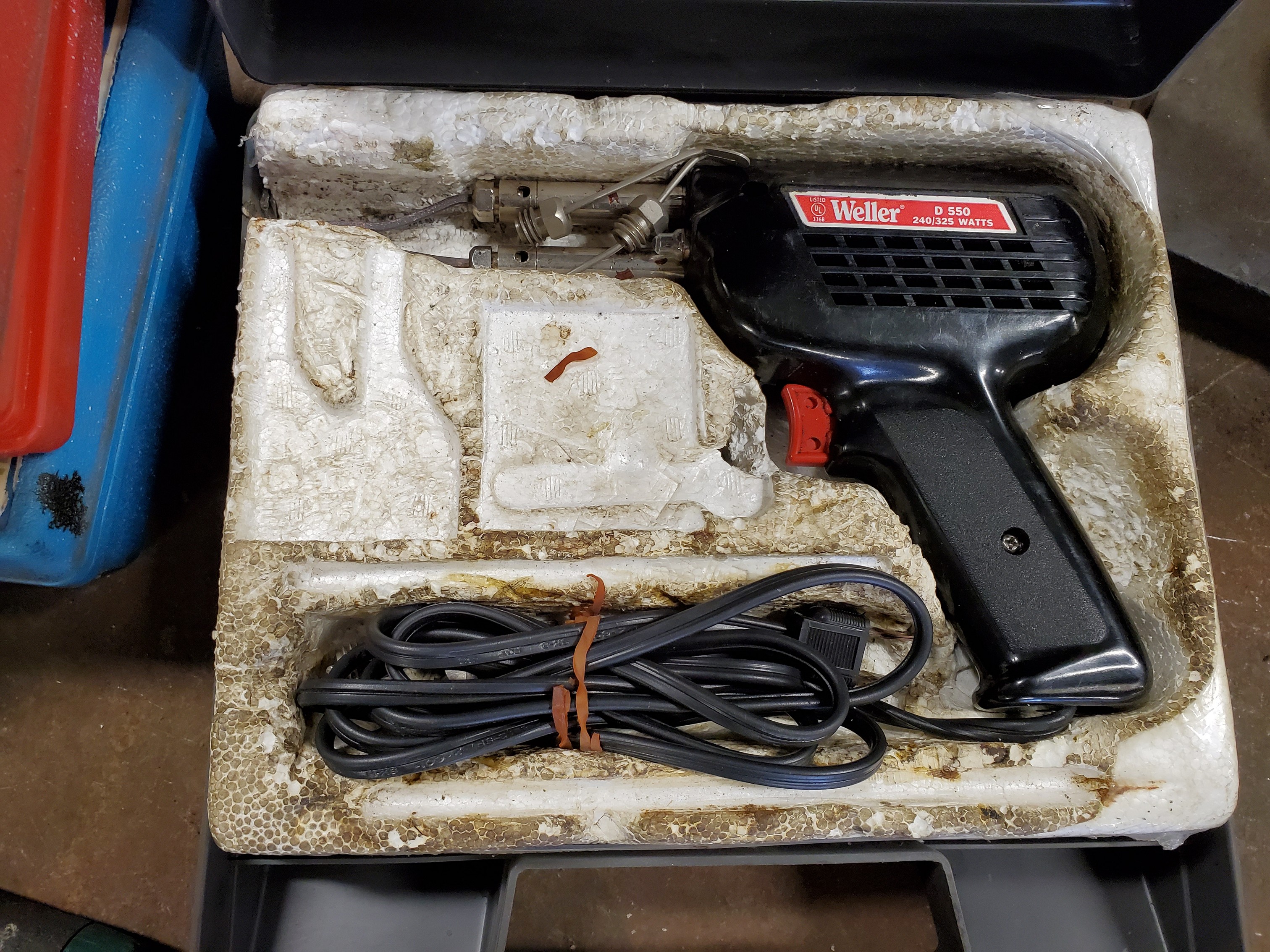 WELLER D550 SOLDERING GUN, (2) CASES NUTSERT FASTENERS