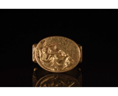 c. 323-31 BC. Greek Hellenistic period. A rare gold ring with a D-shaped hoop, scalloped shoulders and elliptical plate bezel