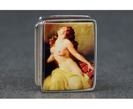 Silver pill box with enamel plaque depicting nude to lid 