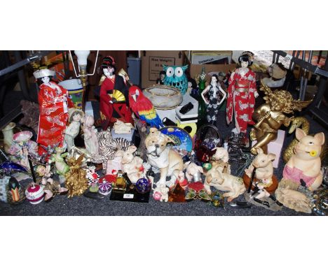 Various Piggin models; resin pixies; a golden goose; zebra; pig money box; Country Artists bulldog; Border Fine Arts It's Mea