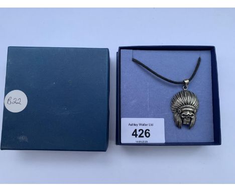 A 925 SILVER INDIAN SKULL PENDANT NECKLACE 