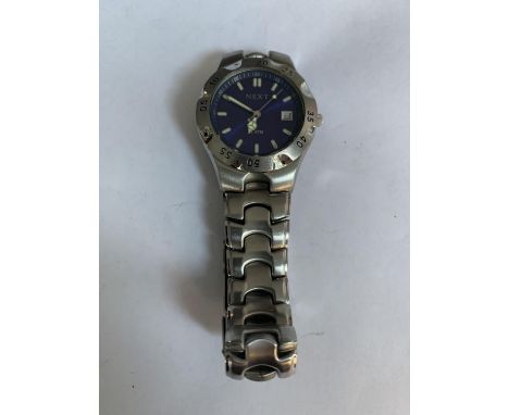 A GENTS FASHION WATCH WITH BLUE FACE AND SILVER METAL STRAP IN WORKING ORDER 