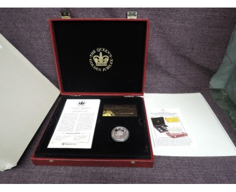 The Queens Golden Jubilee 2002 Falkland Islands 25 Crown Sized Silver Proof Coin Set, in leather case with certificates