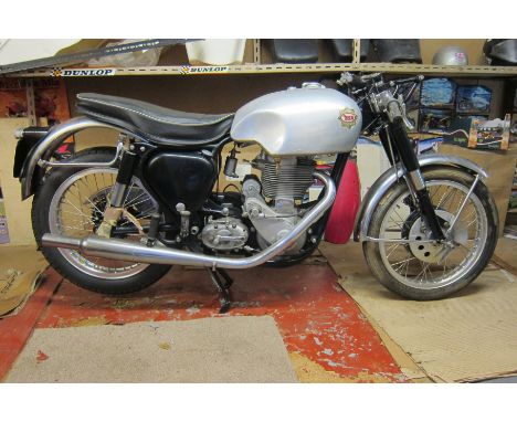 Property of a deceased's estate1954 BSA 350cc Gold Star CB32Registration no. FEC 86GFrame no. CB32 588 (see text)Engine no. C