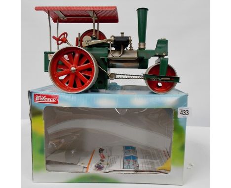 Wilesko steam roller traction engine, boxed.