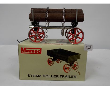 Mamod steam roller trailer, boxed.