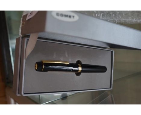 An unusual Comet digital recorder voice pen, model no SVR-P220, fitted in original box.
