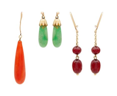 A pair of gold cherry bakelite drop earrings; gold jade pendant earrings; gold coral one earring The all earrings has gold fi