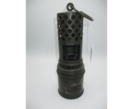 The Wolf Radiator Lamp Reg No 707649