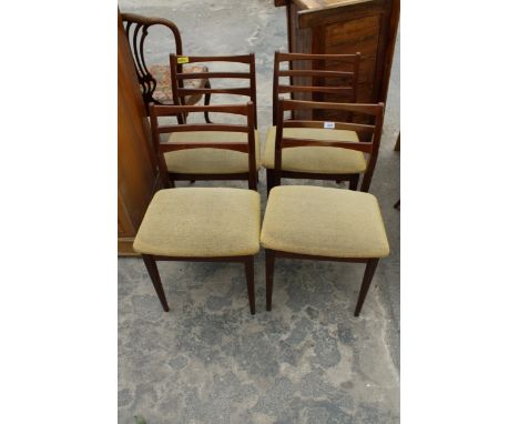 A SET OF FOUR RETRO TEAK DINING CHAIRS WITH LADDER-BACKS 