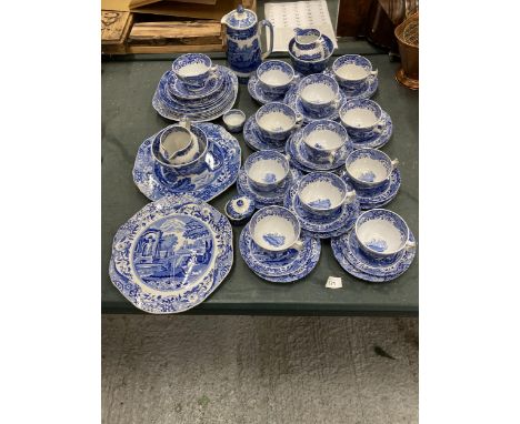 A LARGE QUANTITY OF BLUE AND WHITE SPODE WARE TO INCLUDE CUPS, SAUCERS, TEAPOT, PLATES ETC 