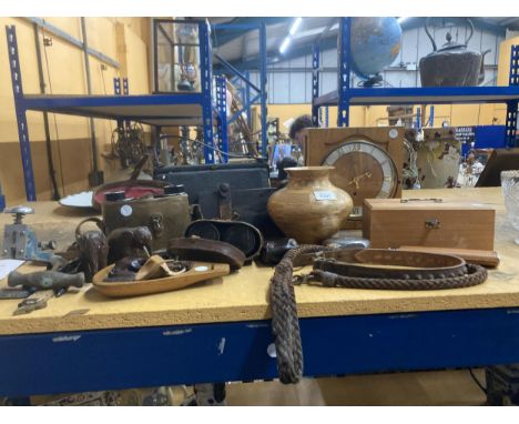 A MIXED LOT OF COLLECTABLES TO INCLUDE A PAIR OF BINOCULARS IN  CARRY CASE, A COLLECTION OF TREEN ELEPHANTS, A PEWTER FLASK, 