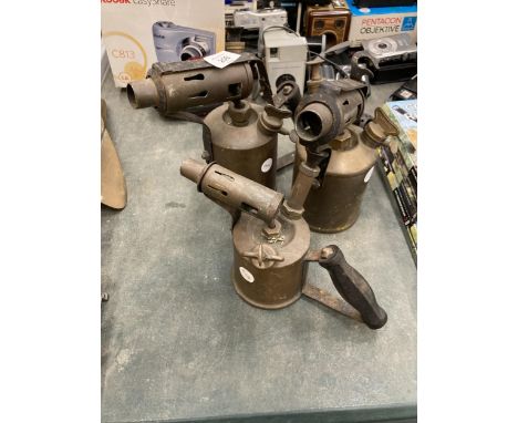 THREE VINTAGE BLOW TORCHES TO INCLUDE A PRIMUS 