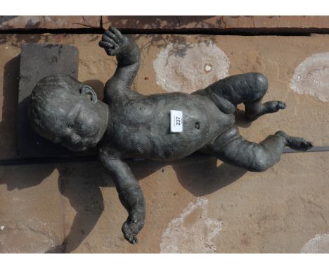 Bronze baby figure - Height: 53cm