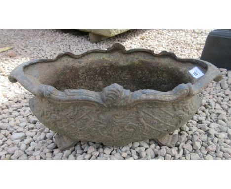 Antique cast-iron plant pot raised on feet - Height: 25cm 
