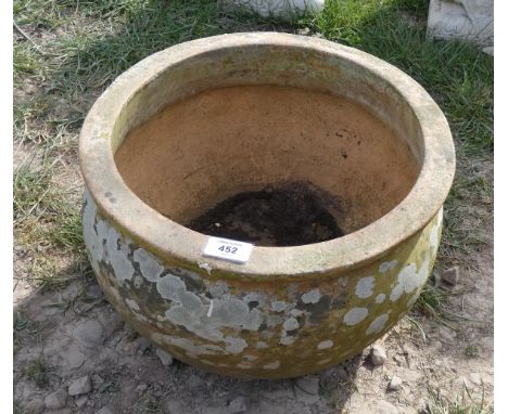 Terracotta plant pot - Height: 27cm 
