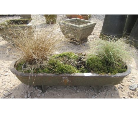 Antique castle trough planter on raised feet - Height: 18cm Length: 75cm 