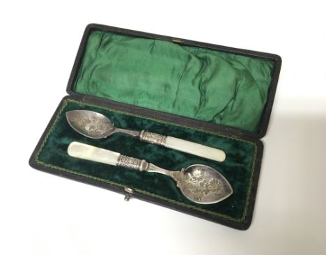 A good quality prof silver plated and engraved spoons with mother of pearl handle in original fitted case
