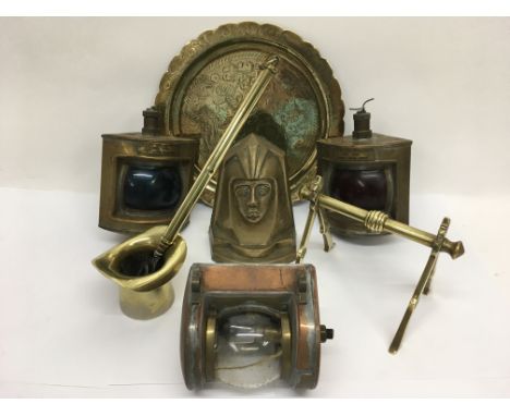 An oil lamp and a box of brass oddments including boat lamps.