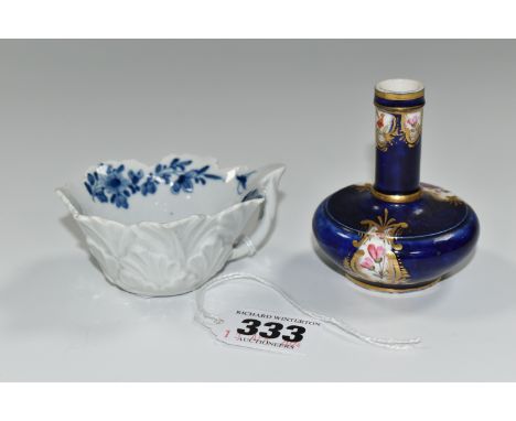 A FIRST PERIOD WORCESTER BLUE AND WHITE BUTTERDISH, with workman's mark, together with a 19th century possibly Davenport mini