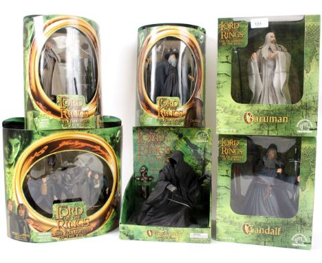 LORD OF THE RINGS; 6x Lord Of The Rings figures, by Applause. Comprising all from The Fellowship Of The Ring, the figures are