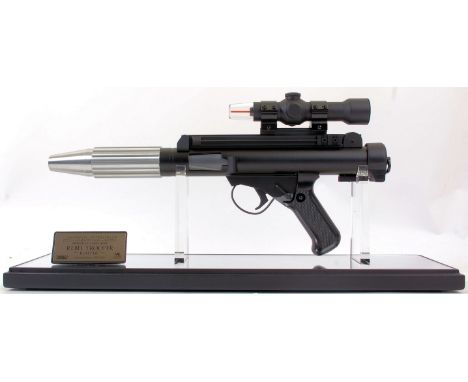 MASTER REPLICAS STAR WARS; An original Master Replicas Episode IV A New Hope ' Rebel Trooper Blaster ' limited edition prop r