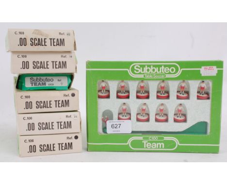 SUBBUTEO; A collection of 6x assorted vintage boxed Subbuteo football teams, each within the original boxes. Box numbers: 25,