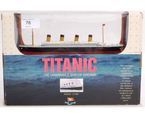 TITANIC; An original limited edition Claytown Collection diecast model 1/1136 scale model Titanic ship. Presented within the 