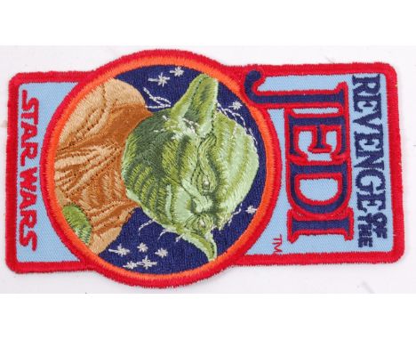 STAR WARS CAST / CREW PATCH; An ORIGINAL (not reproduction) Star Wars cast and crew ' Revenge Of The Jedi ' arm patch. Comple