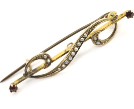 Victorian 9ct gold seed pearl and garnet set brooch, 2.4g. P&amp;P Group 1 (£14+VAT for the first lot and £1+VAT for subseque