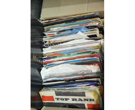 Quantity of mixed singles and Michael Jackson Dangerous CD. P&amp;P Group 3 (£25+VAT for the first lot and £5+VAT for subsequ