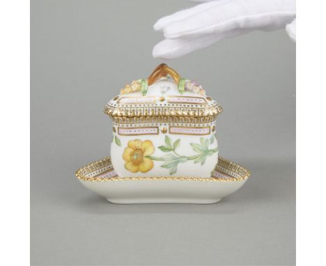 Royal Copenhagen, Denmark. Porcelain "Flora Danica" custard cup with matching cover and undertray, mid 20th century. Of trian