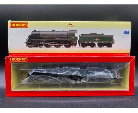 Hornby R2583 Class N15 4-6-0 30453 "King Arthur" in BR green with late crest, Tested Runner(700g)Incorrect size sleeve, as do