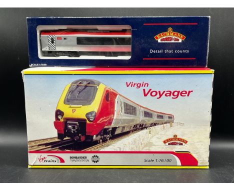 Bachmann Branchline 32-600 Class 220 Virgin Voyager 4 car DEMU "Maiden Voyager" (non tilt) with additional Bachmann 30-625 Cl