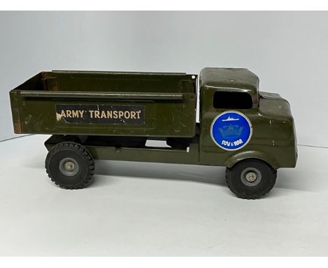 Tri-ang Army Transport Truck from Triang Junior Series(1400g)Missing details38cms Condition Report - Poor