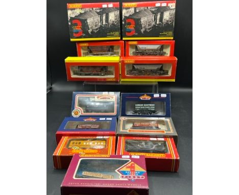 13 Boxed OO gauge Rolling-stock(1100g)Hornby R6154A PGA aggregate hoppers - RMC Ready Mix Concrete - PR14365, PR14366 and PR1