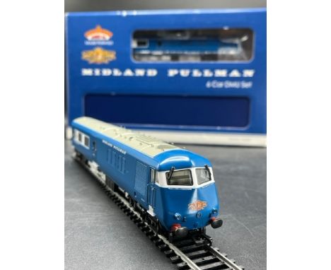 Bachmann Branchline 31-255DC Class 251 Blue Pullman 6 car Midland set in Nanking blue. DCC Fitted, Tested Runner on DC(2900g)