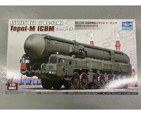 Trumpeter Model Kit - 15U175 Tel of RS-12M1 Topol M ICBM Complex RS-12M - 01082 - 1/35 Scale (1550g). (1) Condition Report - 