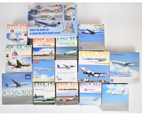 Fifteen Dragon 1:400 scale diecast model aeroplanes to include American Airlines B737-823, Aeroflot 767-300, United A319-131,
