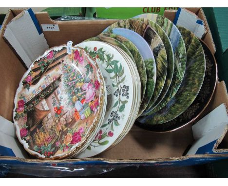Wedgwood V &amp; A, Coalport 'Woodland Seasons', Albert 'Christmas Magic', Worcester and other collectors plates.
