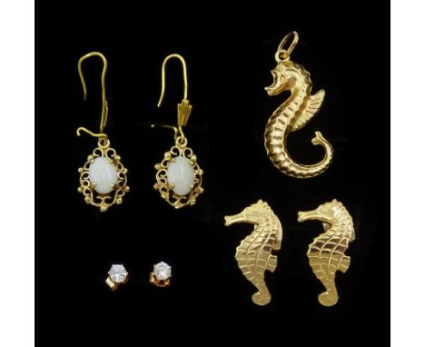 9ct gold jewellery including seahorse pendant and pair of matching stud earrings, pair of opal earrings and one other pair of