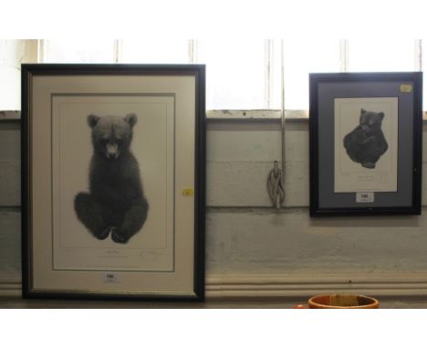 Gary HodgesSitting Prettylimited edition print 1140/1250signed in pencil30.5 x 22.5 cmand 'Brown Bear Club'197/800, signed in