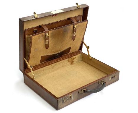 A vintage Harrods leather briefcase, 46.5cmW 